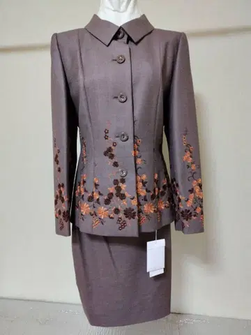 [ 미사용 ] CARVEN 그레이 자수 수트 타이트 스커트 포함