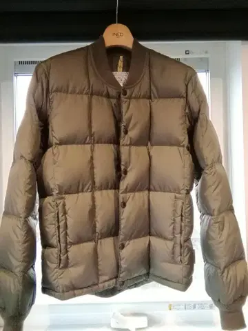 ROCKY MOUNTAIN FEATHERBED 다운 자켓