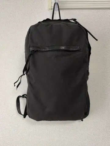 [ 새상품급 ] 크리스천 폴 가죽 x 패브릭 백팩