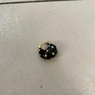 후프 귀걸이 (한쪽용) chieko+ 블랙