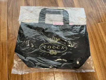 [새상품] TOCCA 로고 나일론 토트백 블랙 로고 자수