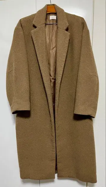 Ungrid 체스터 코트