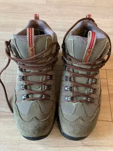 등산화 트레킹 슈즈