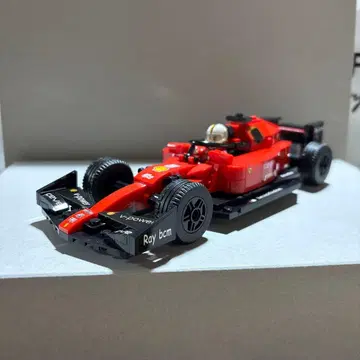 [ 레고 호환품 ] 페라리 F1 완성품 미니 피규어 1개 포함