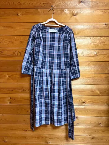 Couture brooch 원피스