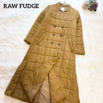 새상품급 [ RAW FUDGE ] 퀼팅 롱 코트 더블 브레스트 119cm