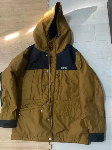 FTC 마운틴 후드티