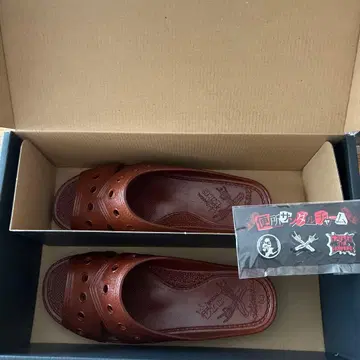 V.I.C maximum the bensan 브라운 샌들