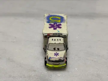 카즈 토미카 닥터 데미지 (스탠다드 타입) 단종 디즈니