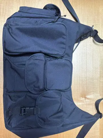 BAICYCLONE 블랙 숄더백