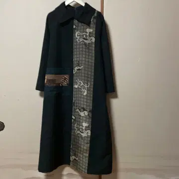 춤추는 말 그림과 무지 명주