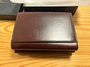 다크 브라운 가죽 반지갑 박스 포함