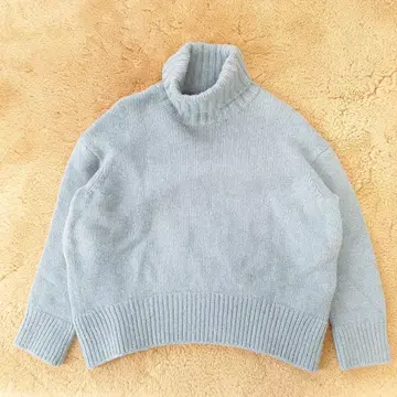 마이카앤딜 최근 터틀넥 풀오버 니트 긴팔 스웨터