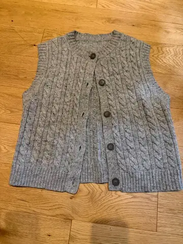 무인양품 안데스 울을 사용한 베스트 S