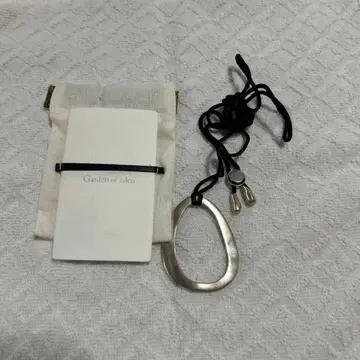 Garden of Eden 실버 목걸이