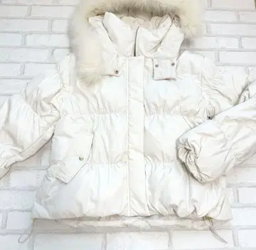 트란테안 손 드 모드 다운 자켓 화이트