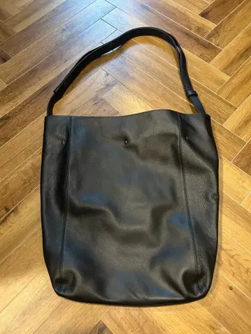 IM MEN PIGEON 아이엠멘 가죽 백