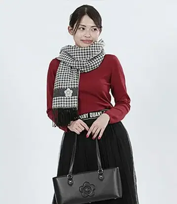 새상품 MARY QUANT 하운드 투스 패턴 스톨 데이지