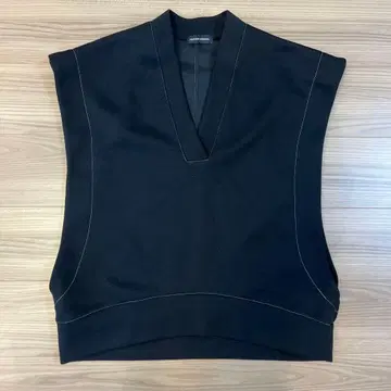 MAISON SPECIAL 슬리브리스 튜닉 블랙