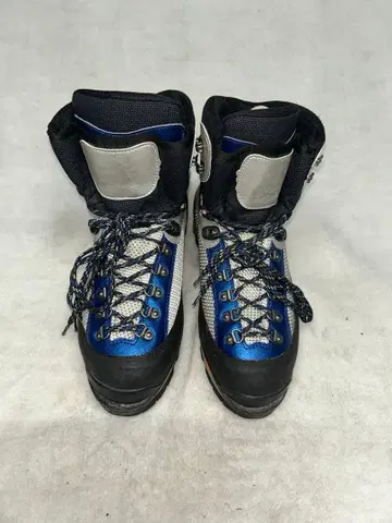 보리엘 Boreal 등산화 파랑/은색