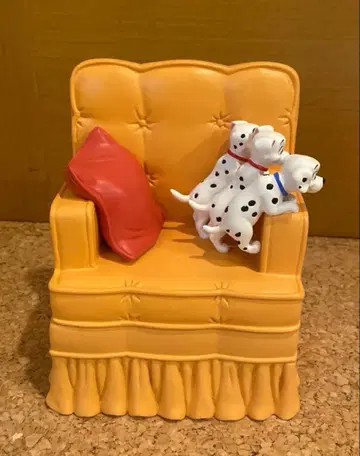 Disney 101마리 강아지 피규어 디즈니 스토어