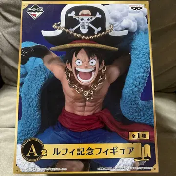 루피 기념 피규어 A상 전체 높이 12cm