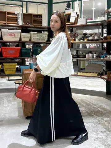 니코앤드*티라 프로듀스 라인 플레어 스커트