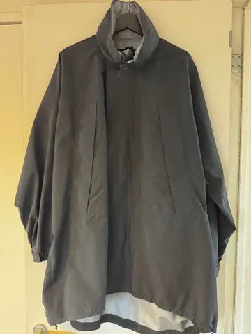 골드윈 캡틴선샤인 몬스터 파카