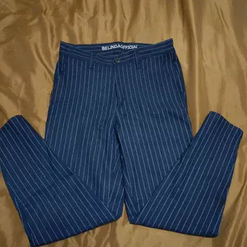 BELINDAOFFICIAL 스트라이프 슬랙스 네이비