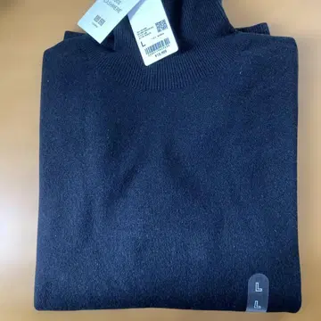 UNIQLO 100% 캐시미어 터틀넥 스웨터 L 사이즈 블랙