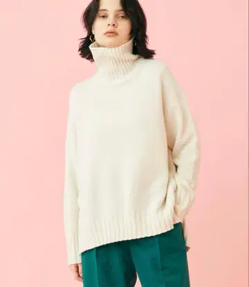 새상품급 라무 캐시미어 터틀넥 풀오버