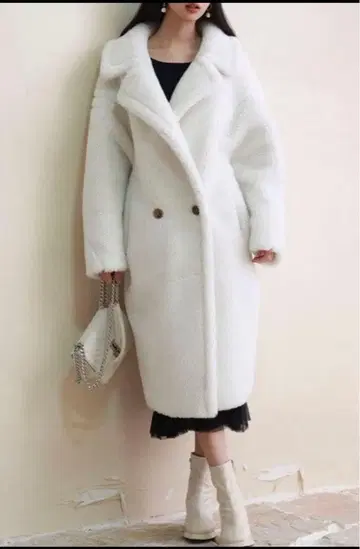 saison de papillon 무스탕 코트 화이트 S 사이즈