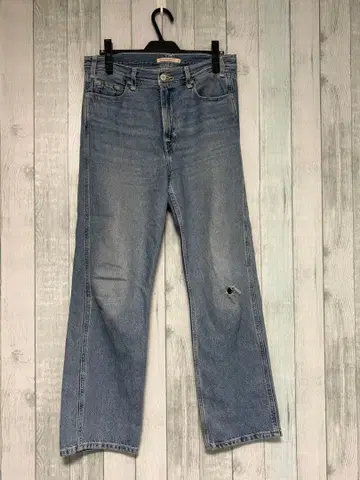 Levi's Red 루즈 스트레이트 데님 W27 무릎 데미지 구제 의류