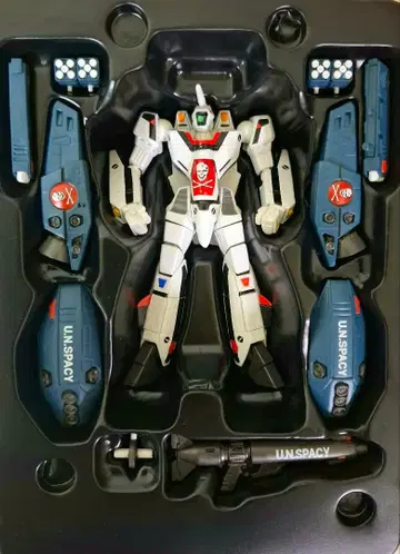 리볼텍 야마구치 No.38 슈퍼 발키리 VF-1A (마크로스)