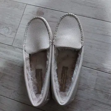 가죽 모카신 퍼 포함