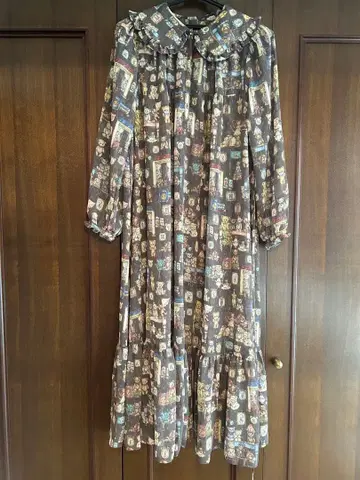 유키에몽 프릴 달린 큰 옷깃의 원피스 (페티코트 없음)