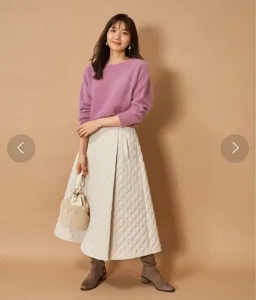 JUSGLITTY 퀼팅 플레어 스커트