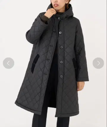 MACKINTOSH 보아 퀼팅 코트 블랙