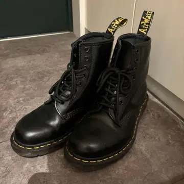 닥터마틴 숏부츠 EU39