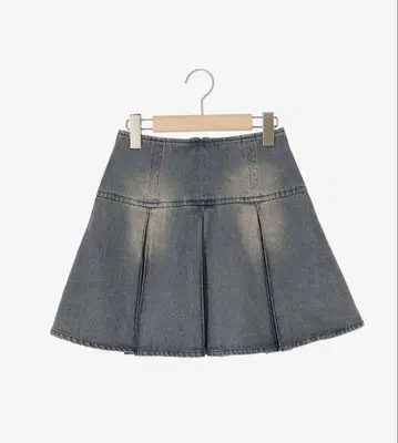 MAJESTIC LEGON 박스 플리츠 미니 치마바지