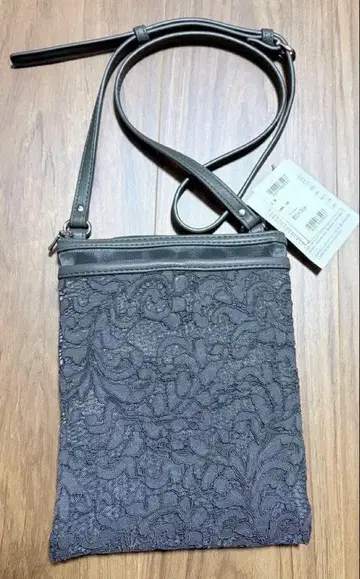 택 포함 새상품 긴자와 레이스 사코슈 그레이 숄더백