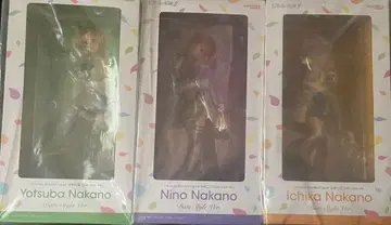 이치카 니노 요츠바 Date Style Ver. 5등분의 신부 피규어