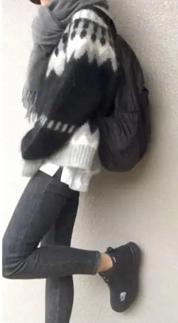 BATONER 하이넥 알파카 모헤어 니트 스웨터 1