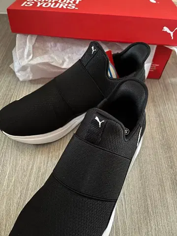 Puma 블랙 슬립온 스니커즈 23cm 박스 포함