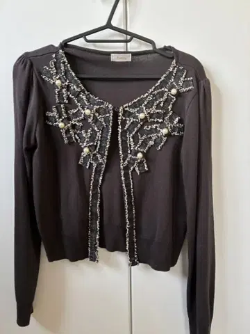 펄 비쥬 리본 그레이지 다크 브라운 가디건