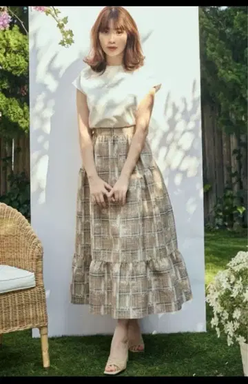 Herlipto Plaid Jacquard Midi Skirt