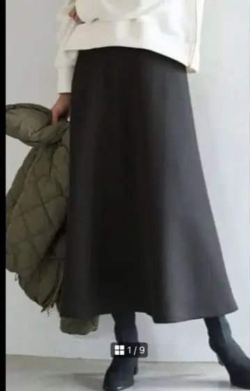 UNFILO 앙피로 더블 페이스 세미 플레어 스커트 M 사이즈