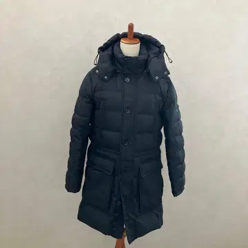 블랙 다운 자켓 후드 부착
