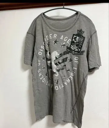 그레이 라운드넥 T셔츠 반팔 구제 의류