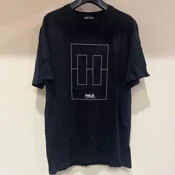 HAUS 블랙 T셔츠 S사이즈